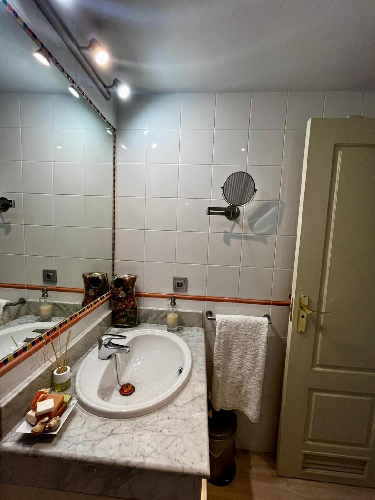 Tu Oasis De Lujo Junto Al Guadalquivir Apartamento Sevilha Exterior foto