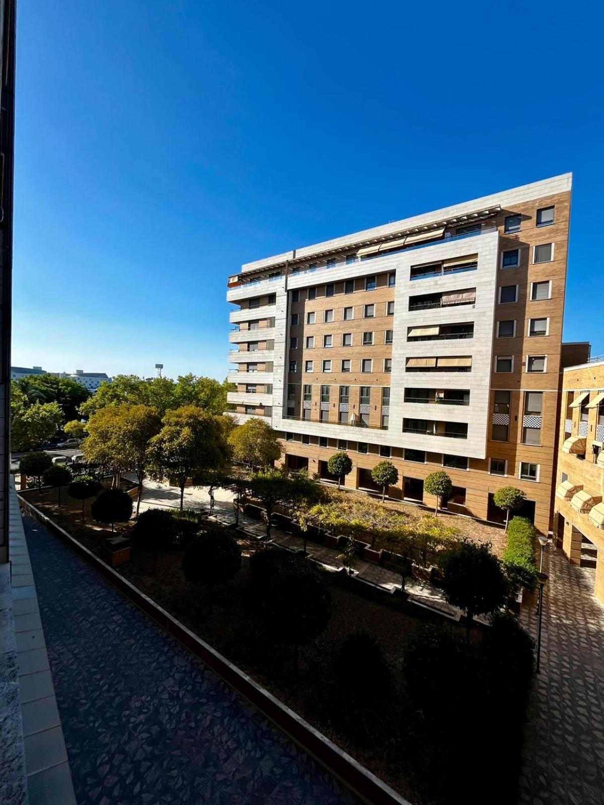 Tu Oasis De Lujo Junto Al Guadalquivir Apartamento Sevilha Exterior foto