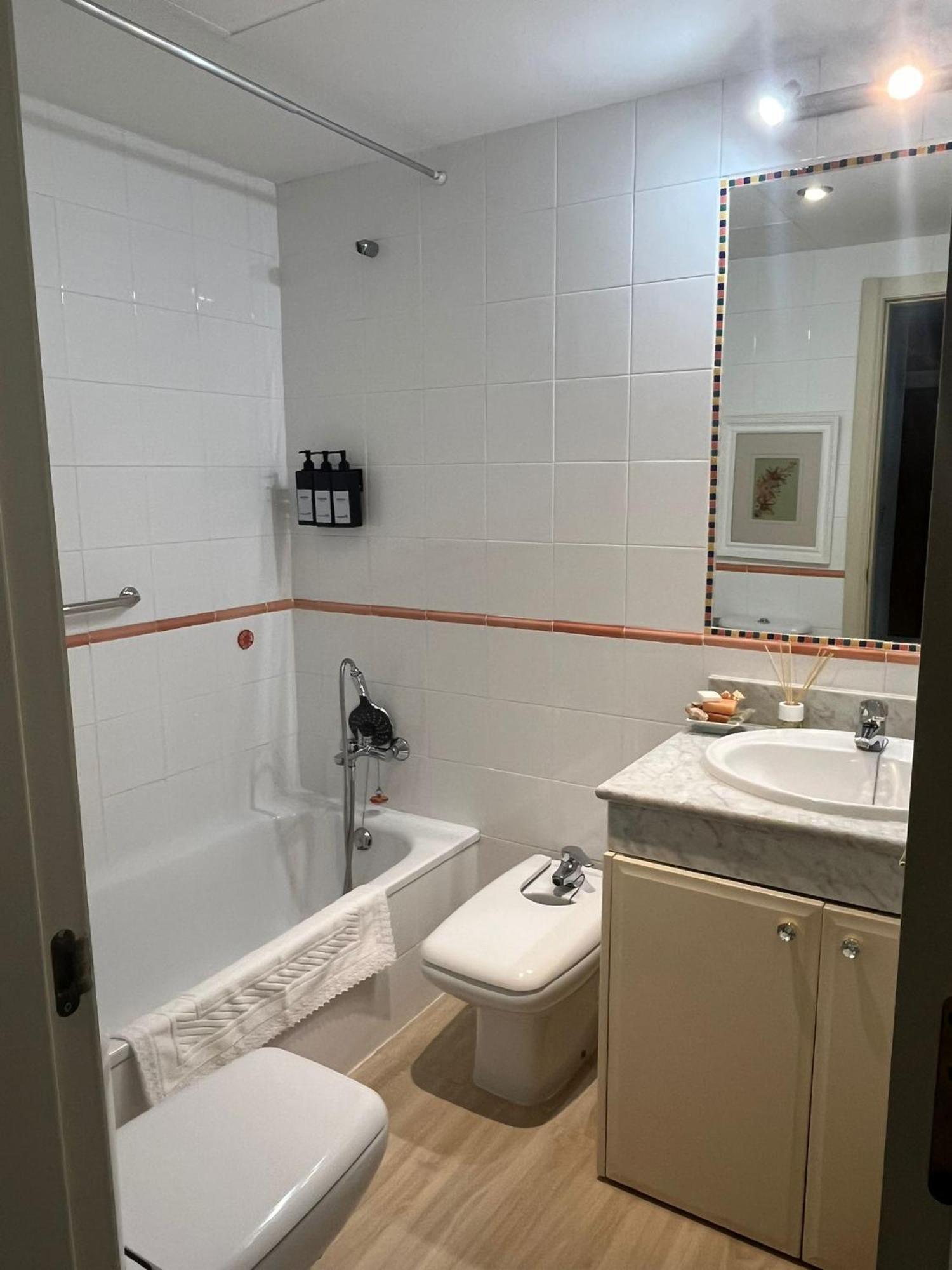 Tu Oasis De Lujo Junto Al Guadalquivir Apartamento Sevilha Exterior foto
